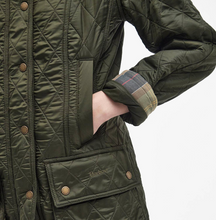 Load image into Gallery viewer, Barbour Women Beadnell Polarquilt Olive
