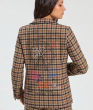 Load image into Gallery viewer, Vilagallo Plaid Blazer Camel Plaid
