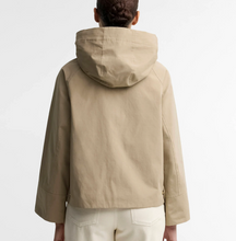 Load image into Gallery viewer, Barbour Women Terrington Showerproof Jacket
