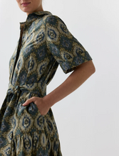 Load image into Gallery viewer, Ann Mashburn Nathalie Dress in Spruce/Tobacco Tapestry Poplin
