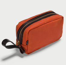 Load image into Gallery viewer, Croots Vintage Light Waxed Washbag
