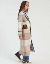 Load image into Gallery viewer, Vilagallo Beige and White Plaid Coat w/Dachshund
