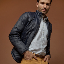Load image into Gallery viewer, Sid Mashburn Cashpad Traveler's Jacket in Navy Nylon
