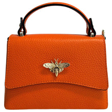 Load image into Gallery viewer, MODARNO - Women's bag in genuine leather with Bee closure
