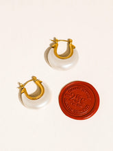 Load image into Gallery viewer, Flânerie - Roselle 18K Gold Non-Tarnish Teardrop Hoop Earrings
