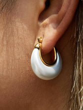 Load image into Gallery viewer, Flânerie - Roselle 18K Gold Non-Tarnish Teardrop Hoop Earrings
