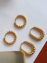Load image into Gallery viewer, Flânerie by MAIQ - Cere 18K Gold Non-Tarnish Twisted Hoop Earrings
