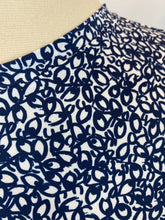 Load image into Gallery viewer, Xacus Women&#39;s Active T-Shirt - White Navy Scribble
