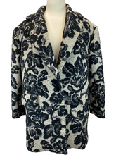Load image into Gallery viewer, Purotatto Coat in Black and Tan Floral Brocade
