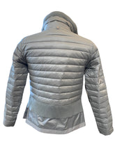 Load image into Gallery viewer, Adroit Noulie Light Down Jacket SeaStar
