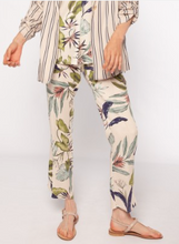 Load image into Gallery viewer, Vilagallo Pant Elastic Waist Wide Leg in Tropical Leaf Pattern
