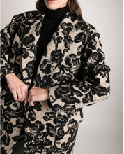 Load image into Gallery viewer, Purotatto Coat in Black and Tan Floral Brocade
