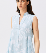 Load image into Gallery viewer, Rosso35 Sleeveless Linen Dress w/Pleats Aqua Blue

